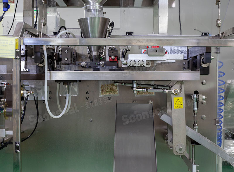 Horizontal Snack Packing Machine With 4 Linear Weigher For Granule