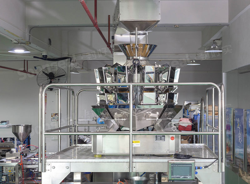 Horizontal Premade Pouch Packing Machine With 4 Linear Weigher For Snack