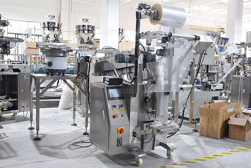 Semi-Automatic Chips Packing Machine With Chain-type Batchers