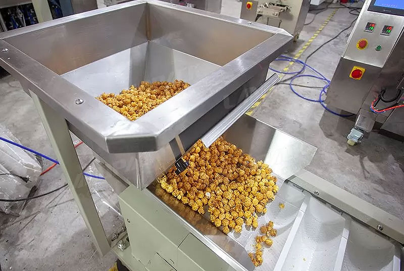 Automatic Popcorn Pouch Packing Machine With Volumetric Cup