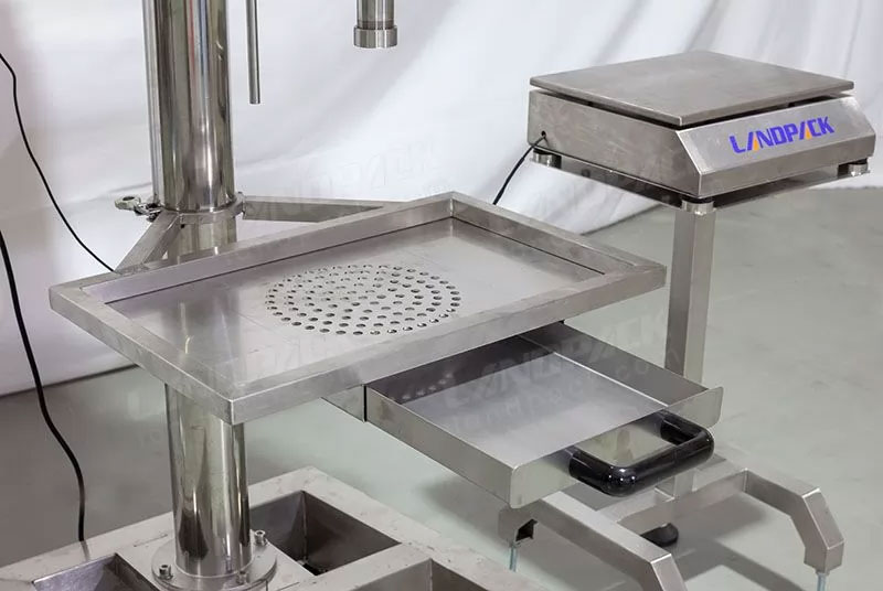 Semi Automatic Screw Quantitative Flour Filling Machine