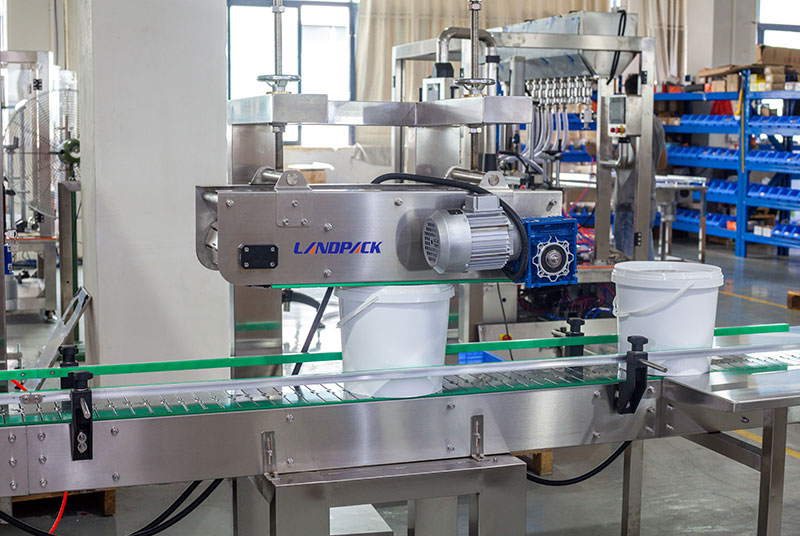 Automatic Motor Oil Filling Machine Line With Rotor Pump