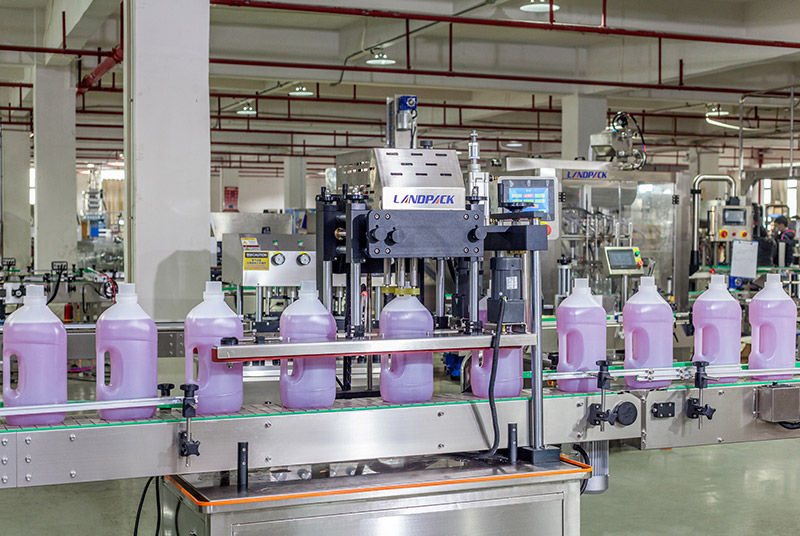 Automatic 10 Nozzle Juice Piston Pump Bottle Filling Capping And Labeling Line