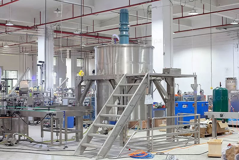 High-Speed Automatic Liquid Filling Capping Labeling Line With Mixing Tank