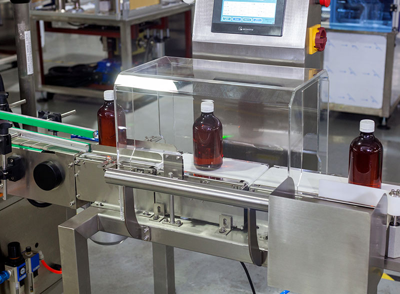 High Precision Automatic Alcohol Bottle Filling Line With Weight Detector