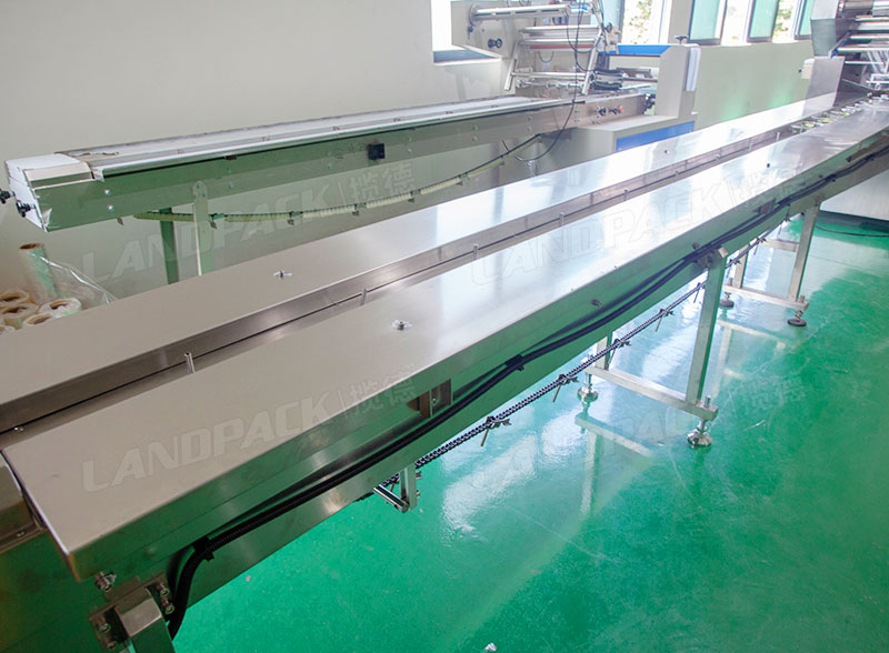 Automatic Reciprocating Vegetable Flow Wrap Packing Machine