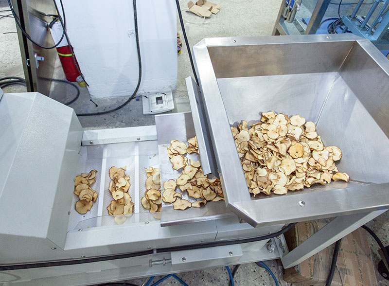 Automatic Dried Apple Slices Dried Fruit Premade Pouch Weighing Packing Machine