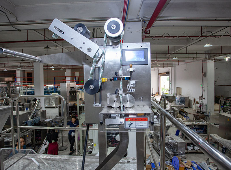 Fully Automatic Nuts Peanut Zipper Doypack Filling Packaging Machine