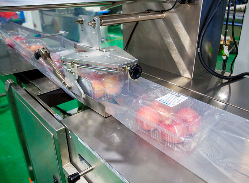 Automatic Reciprocating Apple Fruit In Tray Flow Packing Machine