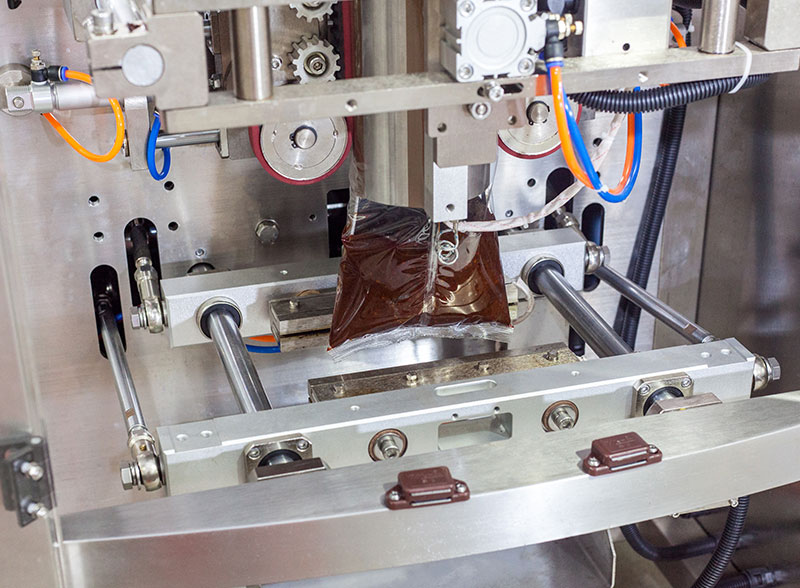 Automatic Chili Sauce Bag Vertical Form Filling Sealing Machine